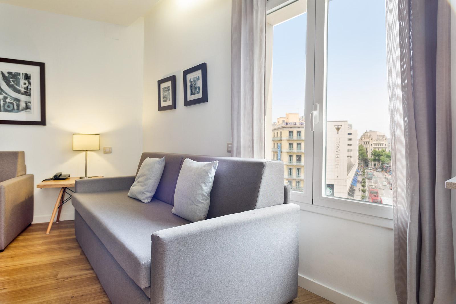 Amister Apartments Барселона Екстериор снимка