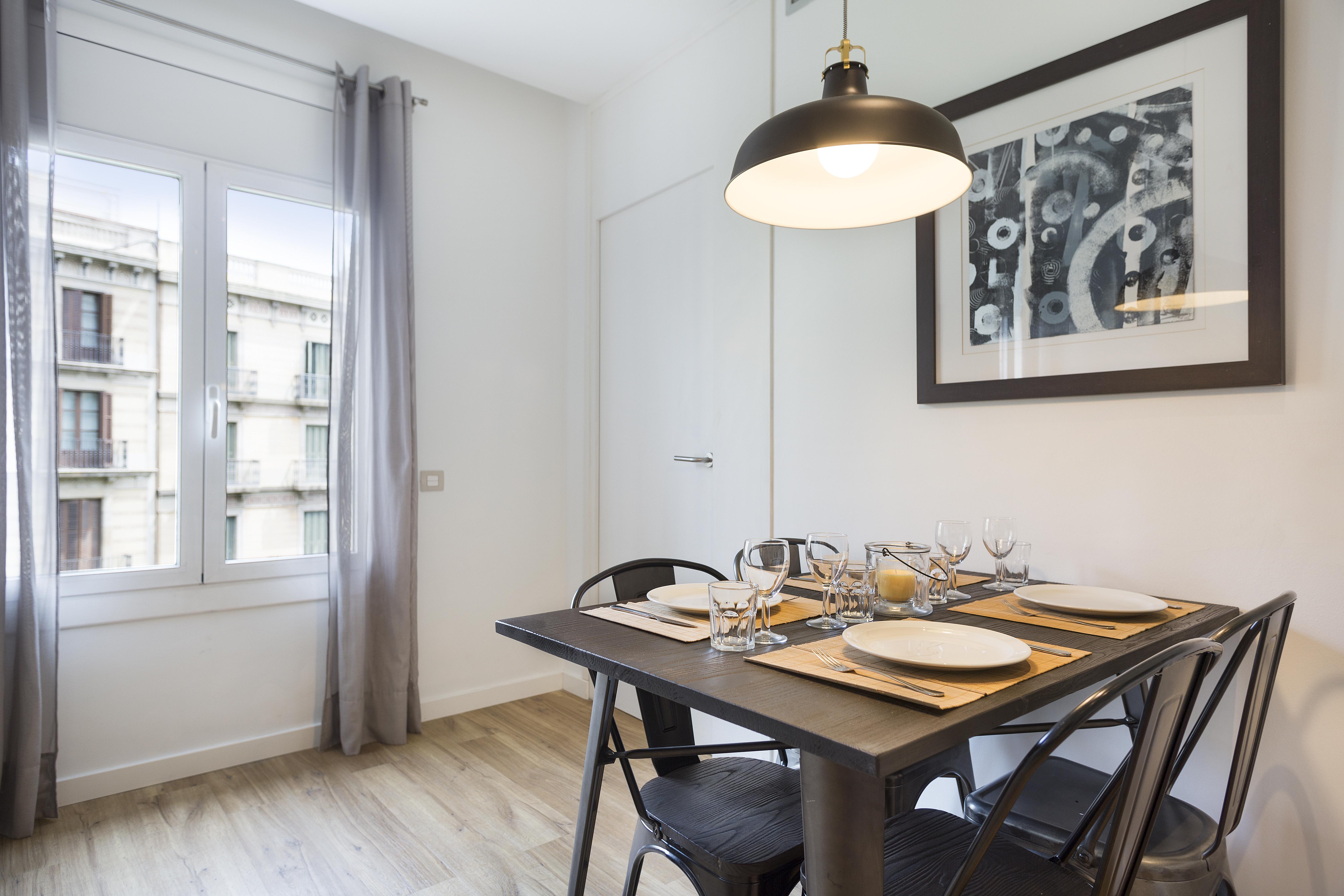 Amister Apartments Барселона Екстериор снимка